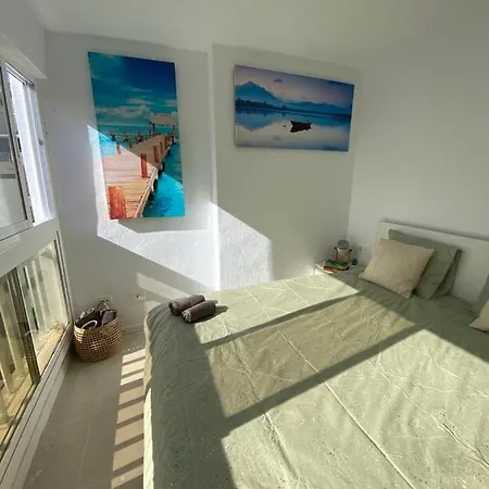 Sunny Cozy & Pretty Penthouse In Sc Apartmán